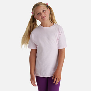 girl wearing pink blank t shirt from Delta Apparel wholesale style 12900 Soft Youth 4.3 Oz Soft Spun Tee buy in bulk 